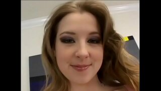 ���្មេងសិចស៊ីជាមួយនឹងគំនិតរឿងស្រឡាញ់មិនល្អផ្អៀងនិងទទួលបានវីដេ doggystyle